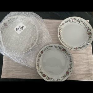 Salad Bowls with Flower Design